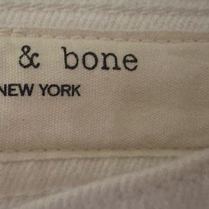 🌸 Rag & Bone Harlow Midrise Straight Jeans in White! 🐰